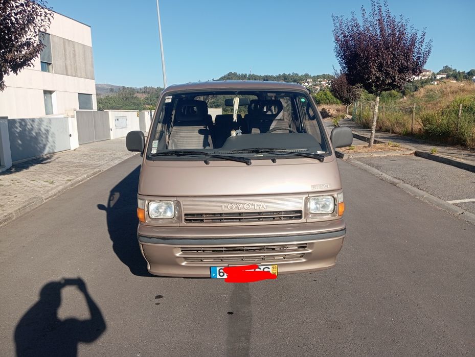 Toyota Hiace 2.5d com ar condicionado 8lugares