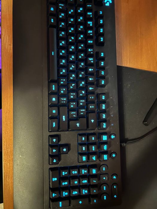 клавиатураLogitech G213 в идеальном состояние