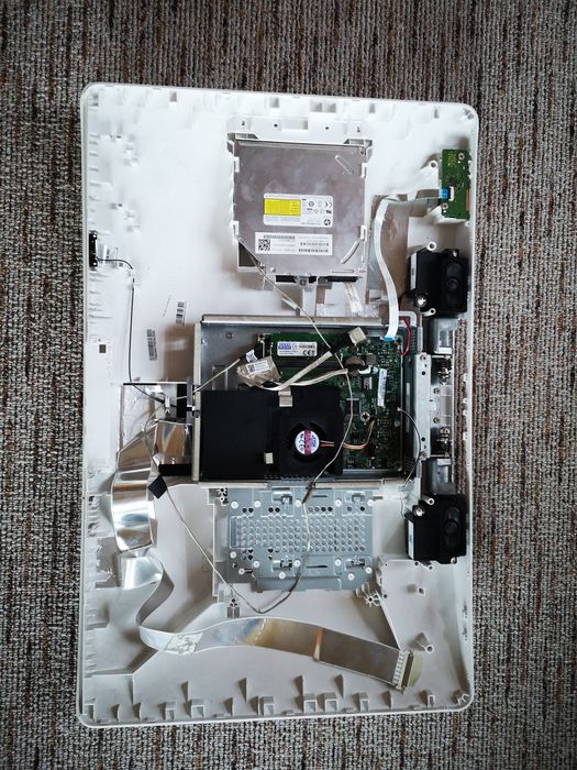 24-e050nw All-in-One