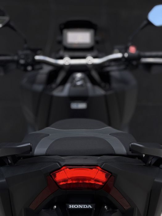 HONDA ADV 350 - Ótimo Estado!