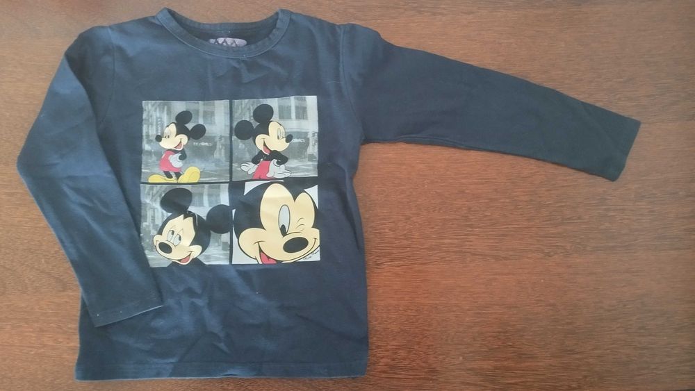 Pack de 74 peças de vestuário para criança 2 a 3 anos