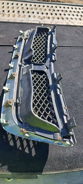 Suzuki Grand Vitara 2 grill atrapa