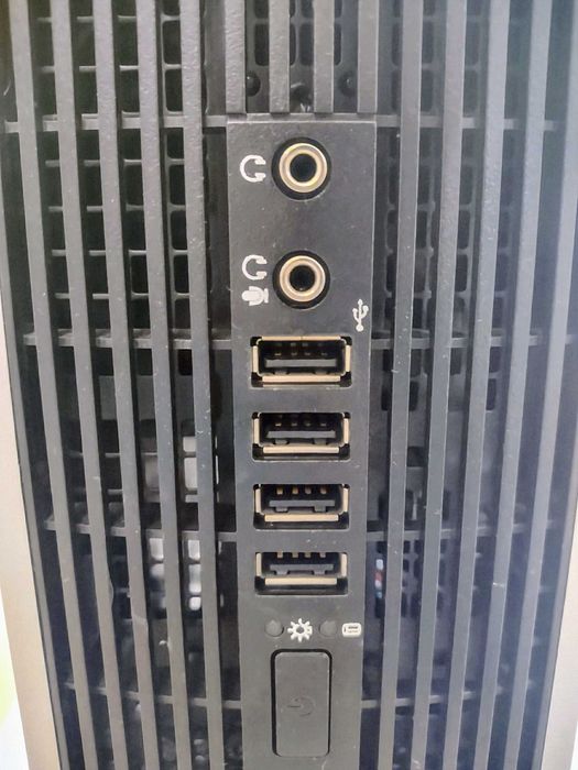 Komputer HP z GTX 1650 + Monitor + Klawiatura + Mysz + TP-Link
