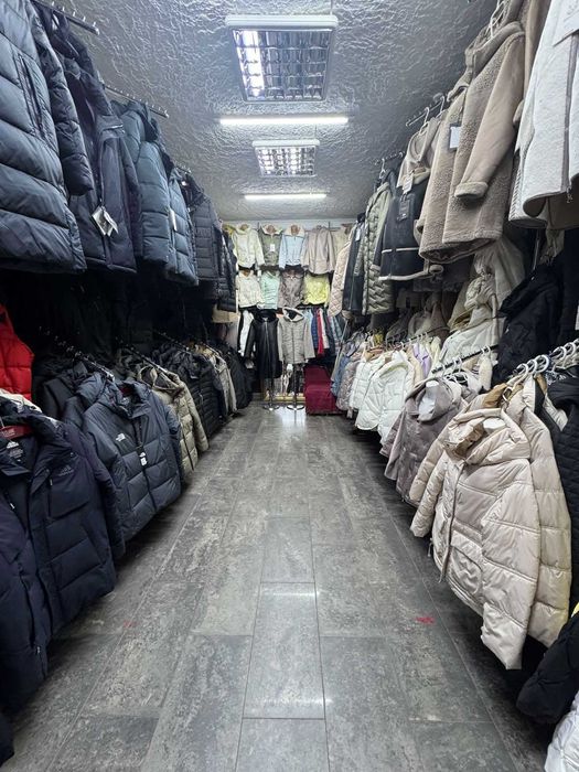 Продаж комерційного приміщення в ТЦ "Славутич" у м. Трускавець!