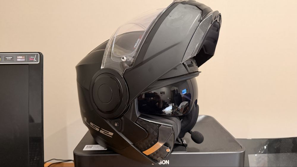 Capacete L52 modelar com auricular como novo XL
