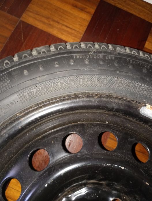 jantes  Ferro com Pneu 175/65 R14 (Ideal para Estepe)