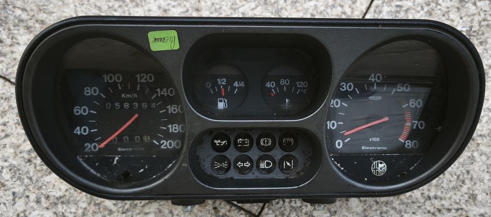 Alfa Romeo 33 QV - Painel instrumentos