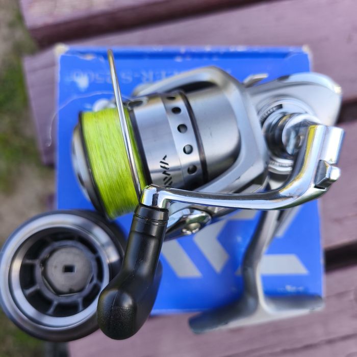 Катушки Daiwa Laguna LT2500 i Exceler-S 2500