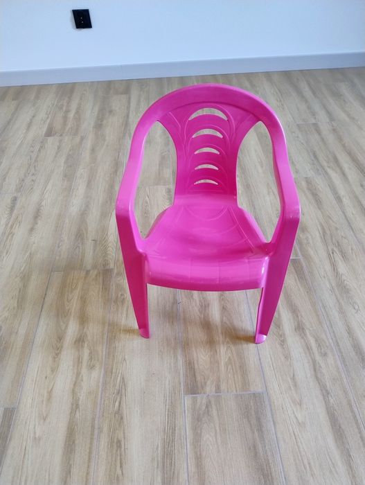 Krzesełko plastikowe