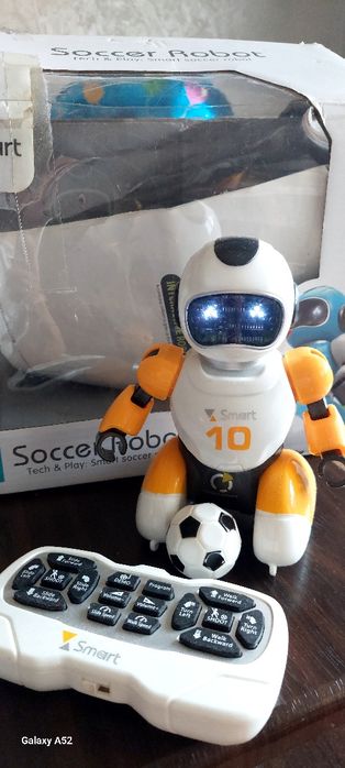 Soccer robot Робот