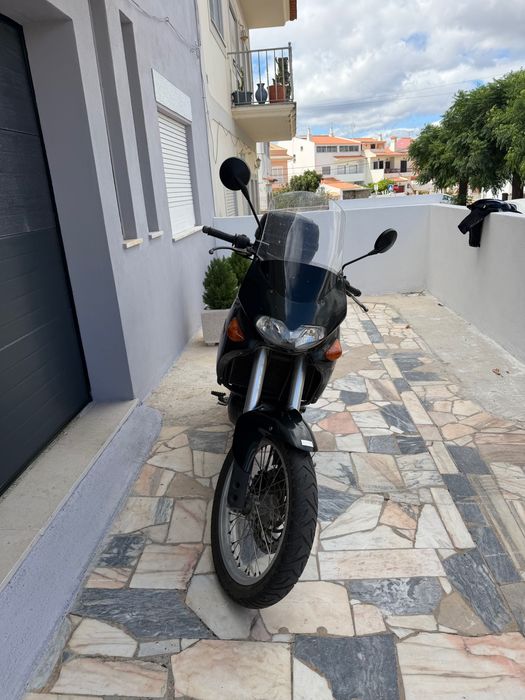 Aprilia Pegaso 1999