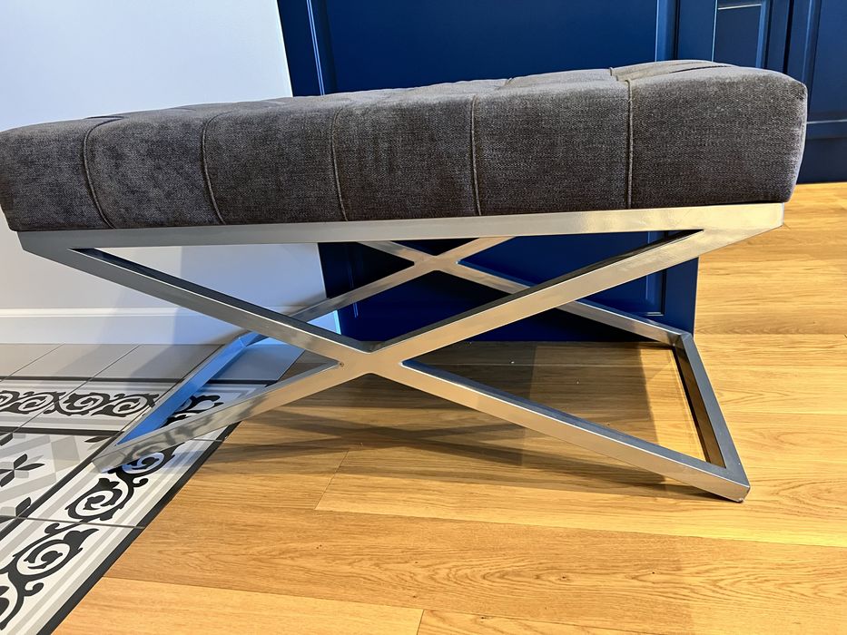 Ławeczka tapicerowana / Puff szary