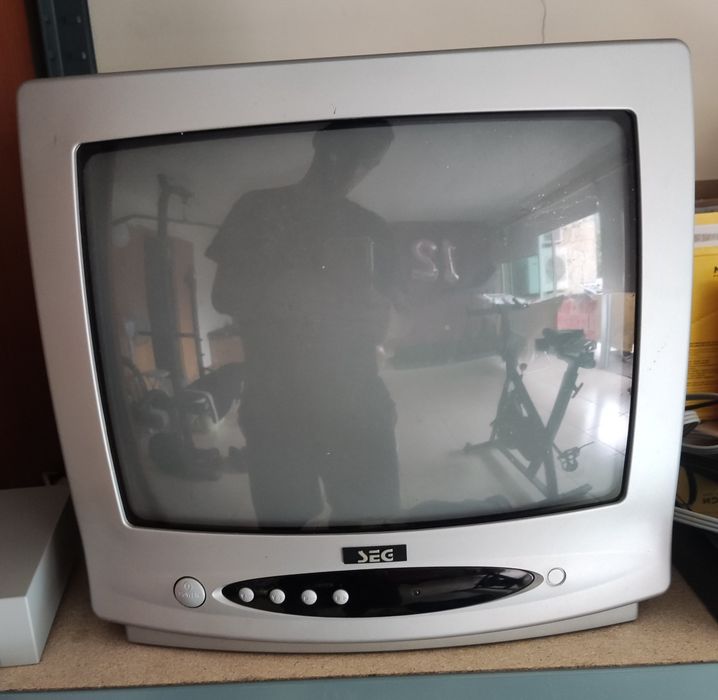 Televisão - 38cm RETRO