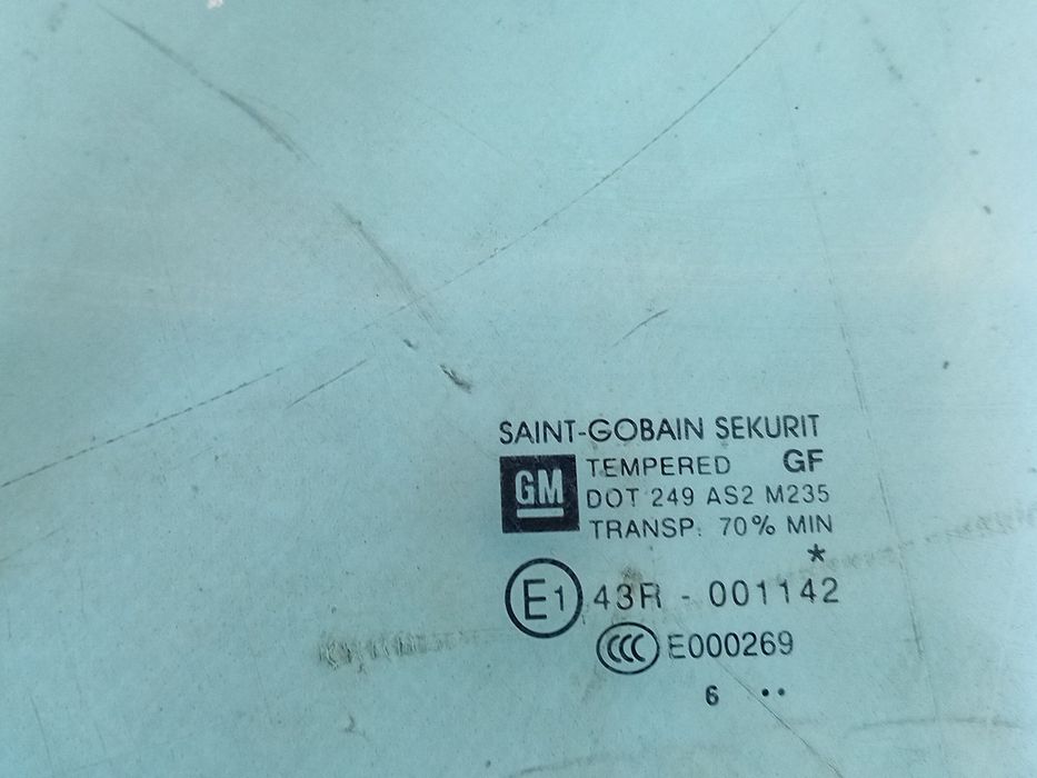 Vidro porta frente esquerda OPEL Corsa D