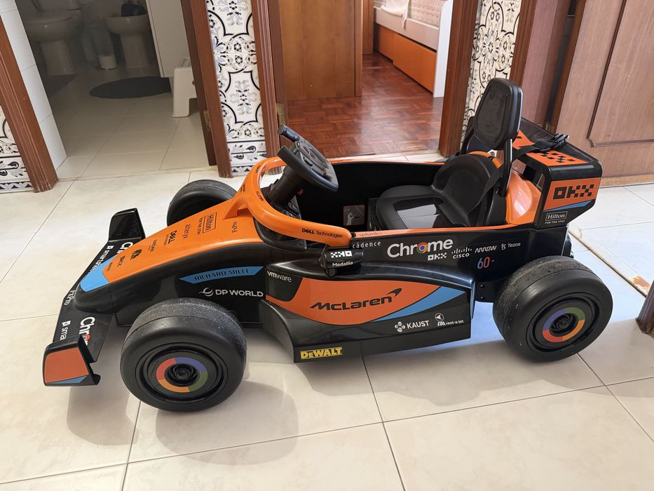 Carro eletrico infantil McLaren