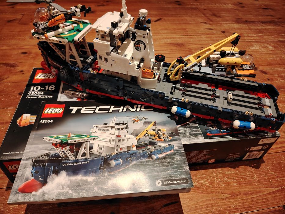 Lego Technic Ocean Explorer 42064