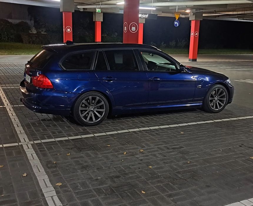 BMW Seria 3 BMW e91 328i xdrive