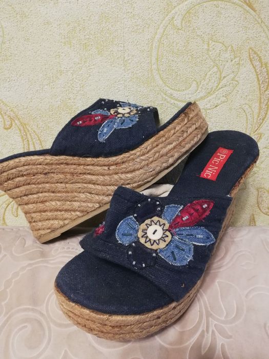 Жіночі джинові шльопкі