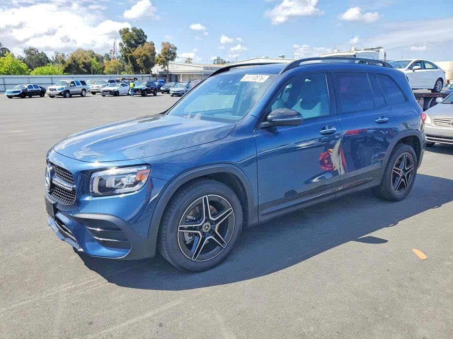 Mercedes-Benz GLB MERCEDES-BENZ GLB /PAKIET AMG / 4MATIC / Run&Drive                   .