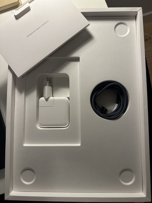 MacBook M4 com garantia