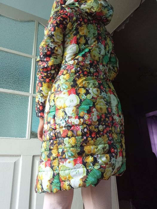 Куртка тепла жіноча