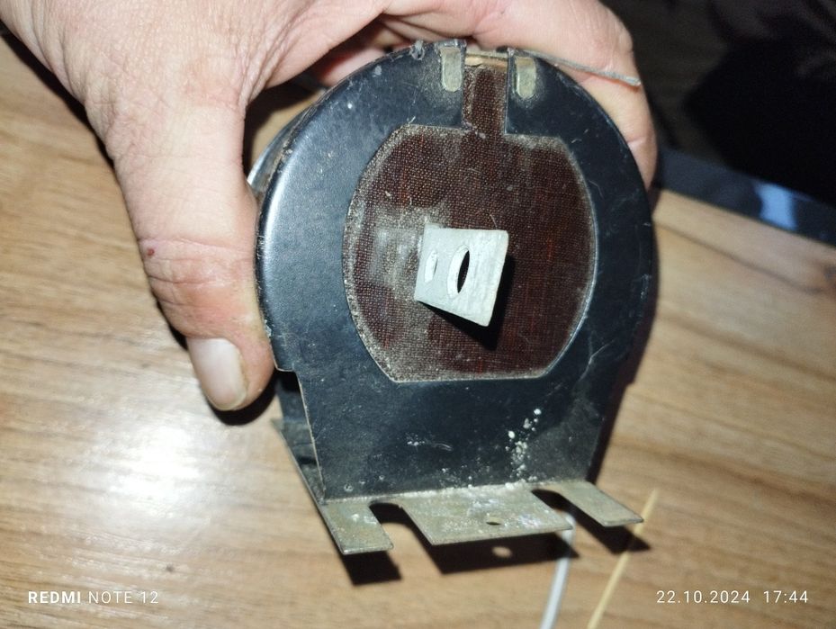 Трансформатор новий