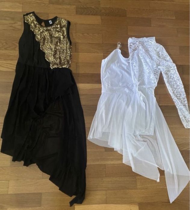 Brinquedos crianca, mesa , bancos , cadeira e roupa