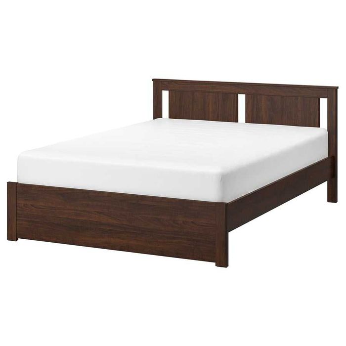Conjunto IKEA Songesand: Cama (140x200 cm) + 2 Mesas + Estrado