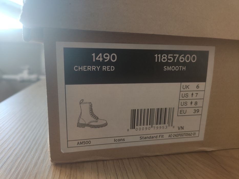 Ботинки Dr. Martens 1490 EU 39