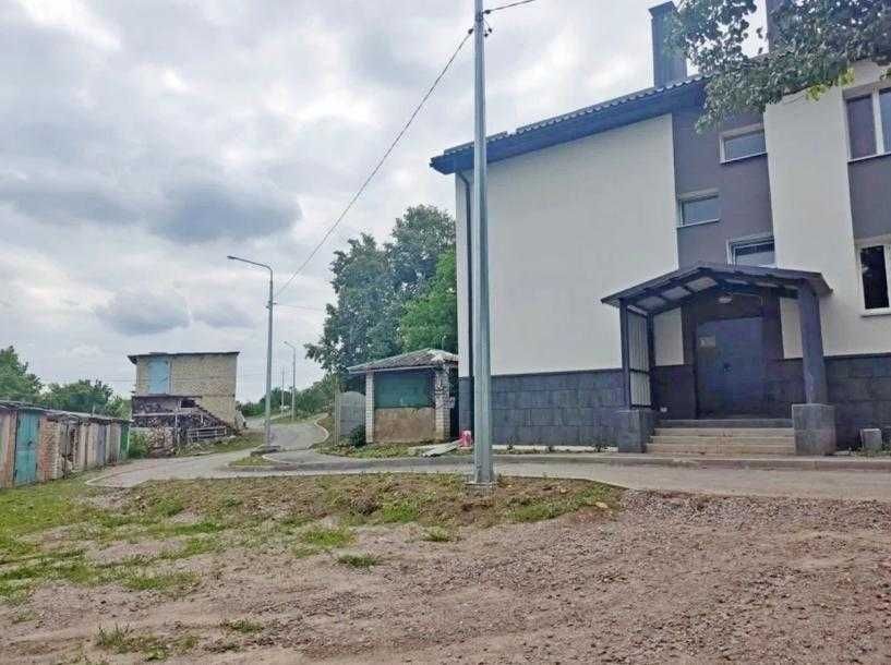 Продам 2-х кімнатну квартиру в Дергачах