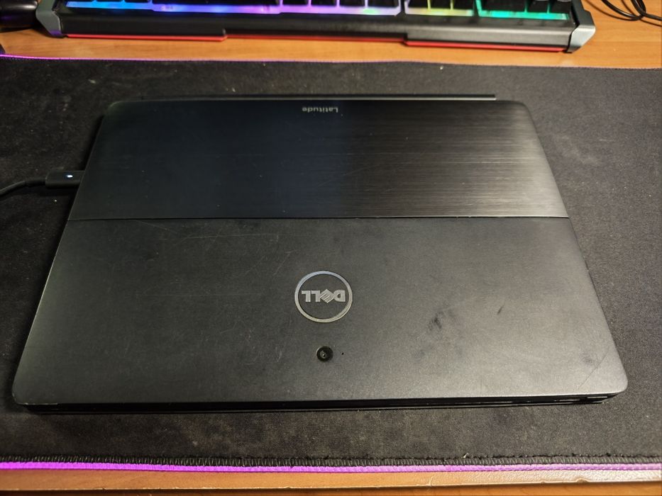Dell Latitude 5285 (laptop/tablet)