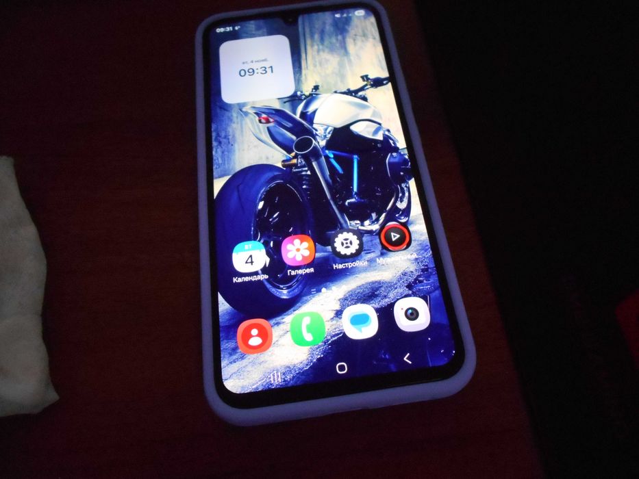 Продам смартфон самсунг