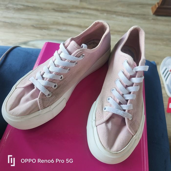 Buty trampki Cropp 38