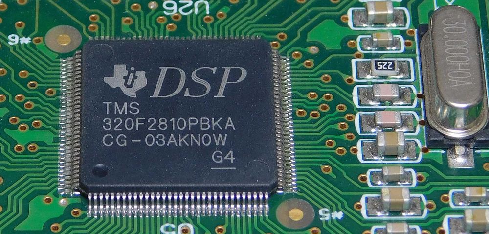 Moduł elektroniczny z TMS320F2810PBKA M3062LFGPFP [097]