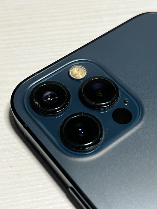 iPhone 12 Pro на 128 Гб