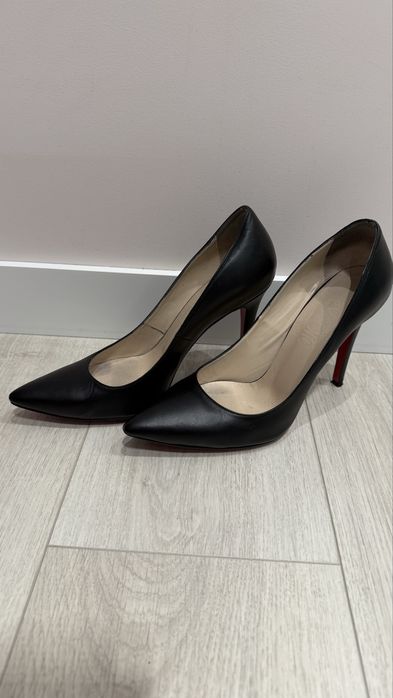 Туфлі нарядні святкові 39 чорні sassofono