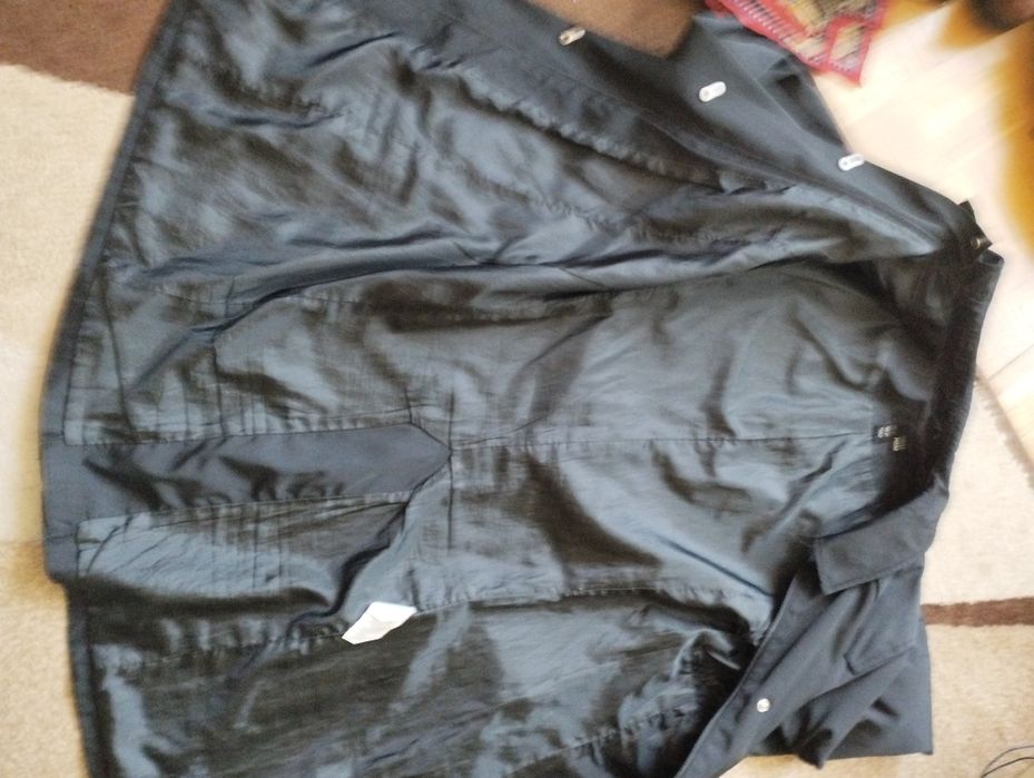 Płaszczyk wiosenny czarny rozm.38