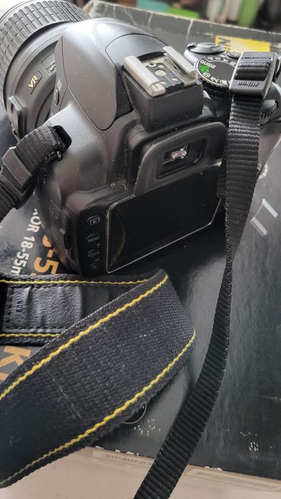 Фотоапарат Nikon D3000