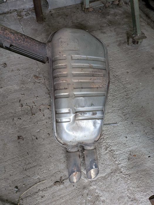 Oryginalny tłumik Volvo XC90