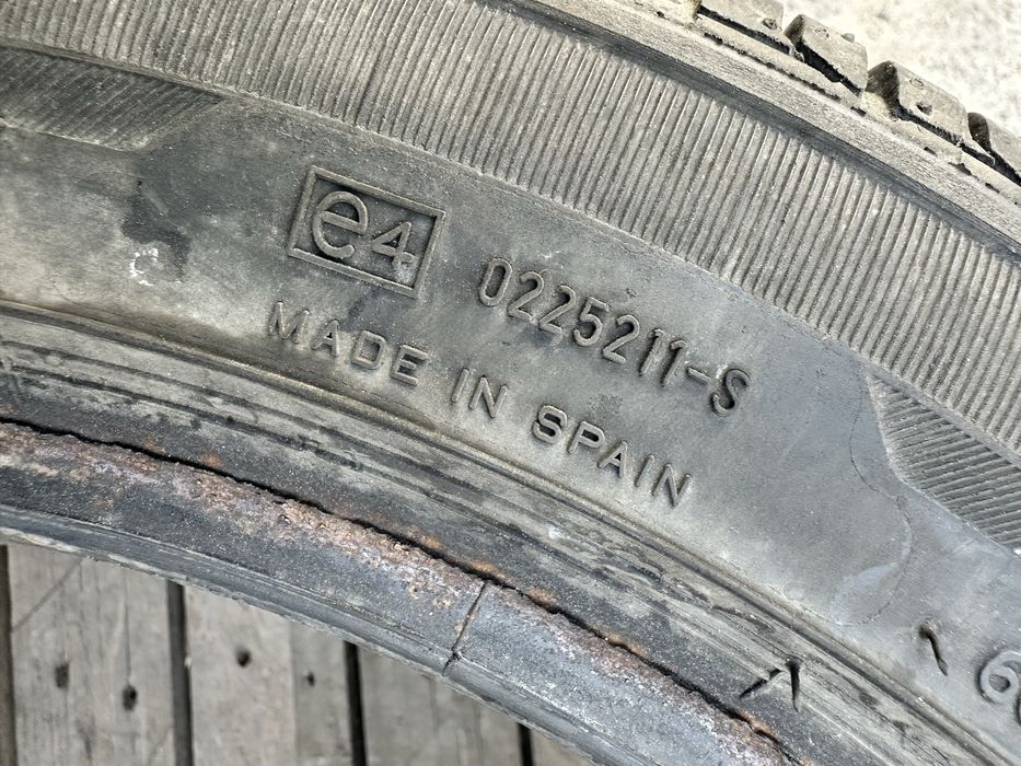 Шини 175 55 15 77T Bridgestone B250 пара