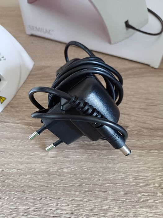 Nowa lampa UV LED Semilac 24W różowa biała