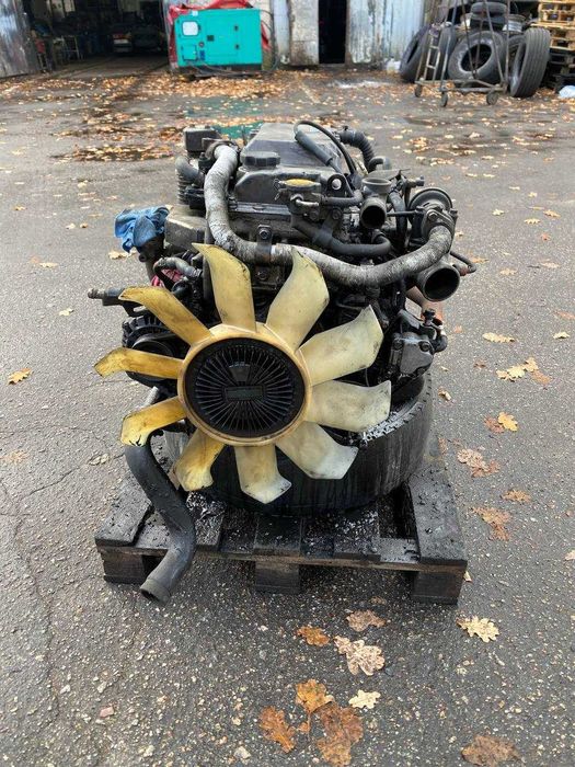 Двигун Mitsubishi 4M42