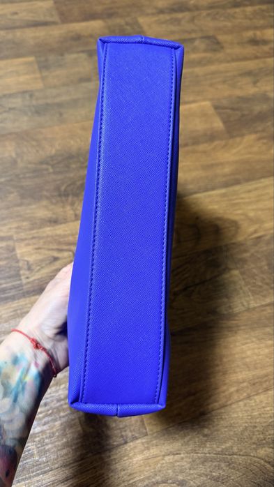 Сумка цвета электрик CROPP