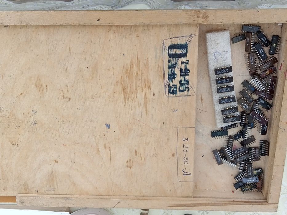 Микросхемы СССР новые /К131, К155, К500, К531, К556, К559, К561 и др ...