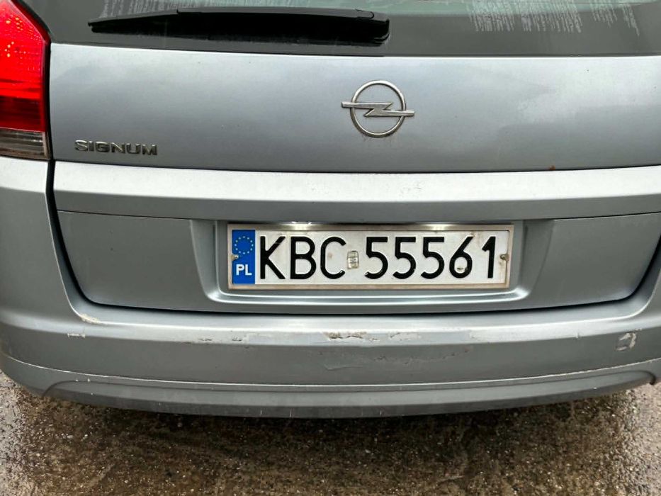 auto Opel signum