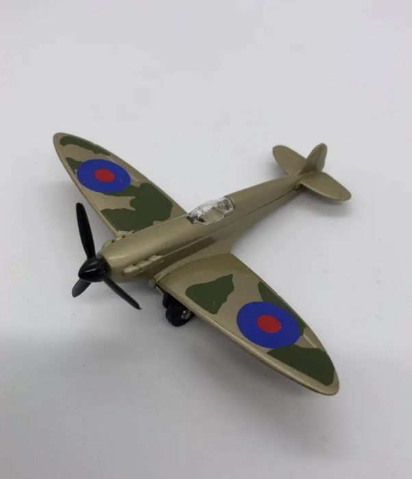 Matchbox Spitfire истребитель