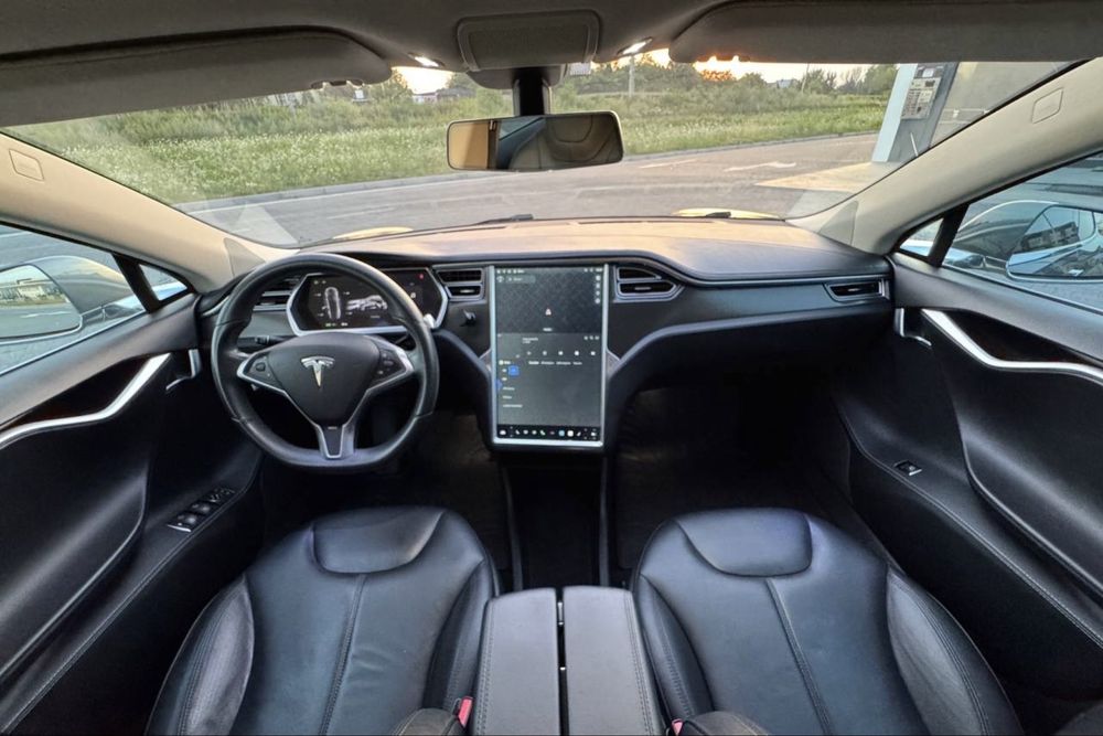 Tesla Model S 85 kWh