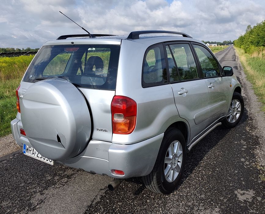 Toyota RAV4 # 2.0 D4D# 4x4# Sprawna Klima #