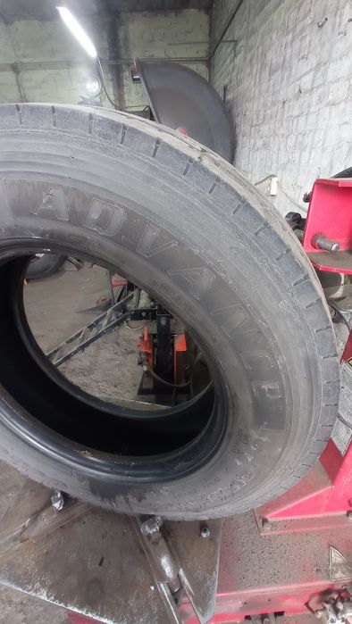 Advance 215 75 R17.5