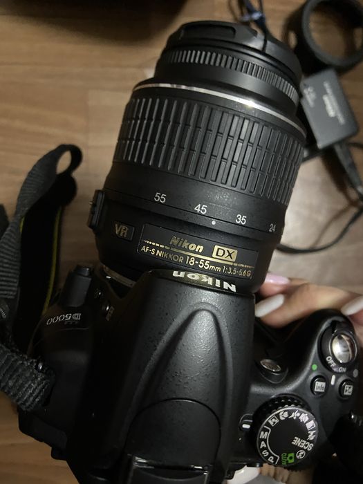 Срочно, продам фотоапарат никон д5000 (nikon )
